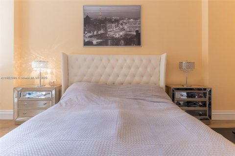 Condo in Aventura, Florida, 2 bedrooms  № 1857397 - photo 26