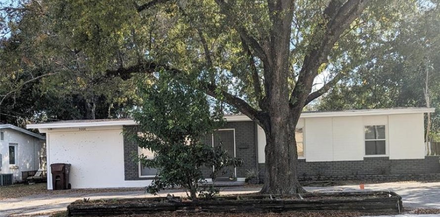 Villa ou maison à Orlando, Floride 4 chambres, 124.86 m2 № 2299434