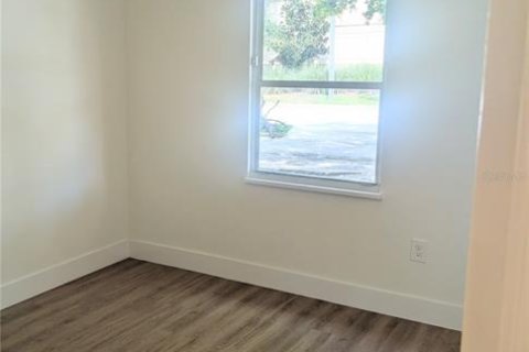 Villa ou maison à louer à Orlando, Floride: 4 chambres, 124.86 m2 № 2299434 - photo 8