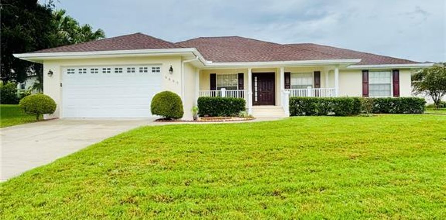 Villa ou maison à Lakeland, Floride 3 chambres, 165.46 m2 № 1909456