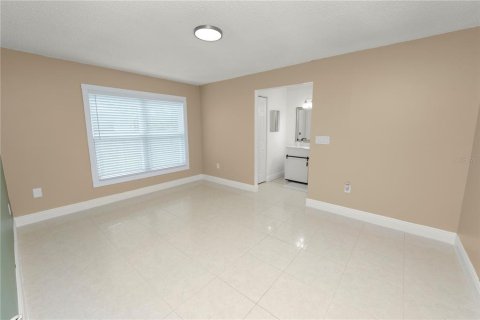 House in Lakeland, Florida 3 bedrooms, 124.12 sq.m. № 1907013 - photo 18