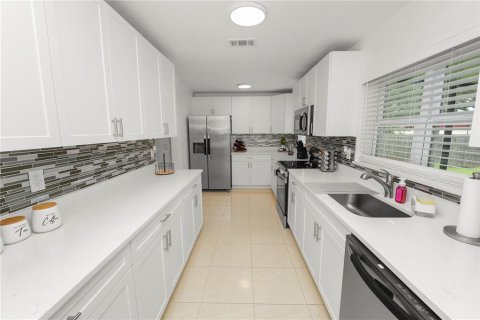 House in Lakeland, Florida 3 bedrooms, 124.12 sq.m. № 1907013 - photo 22