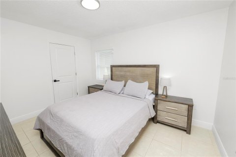 House in Lakeland, Florida 3 bedrooms, 124.12 sq.m. № 1907013 - photo 16