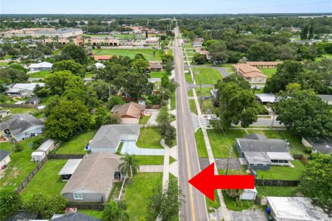 House in Lakeland, Florida 3 bedrooms, 124.12 sq.m. № 1907013 - photo 7
