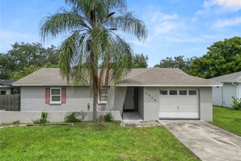House in Lakeland, Florida 3 bedrooms, 124.12 sq.m. № 1907013 - photo 2