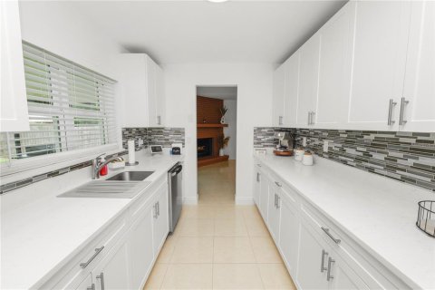 House in Lakeland, Florida 3 bedrooms, 124.12 sq.m. № 1907013 - photo 26