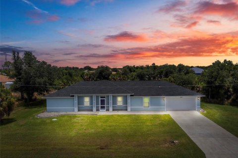 Casa en venta en Port Charlotte, Florida, 3 dormitorios, 151.06 m2 № 1248221 - foto 1