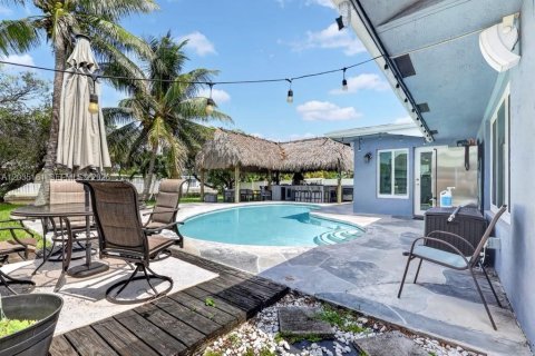 Villa ou maison à vendre à Margate, Floride: 3 chambres, 158.21 m2 № 2087860 - photo 10