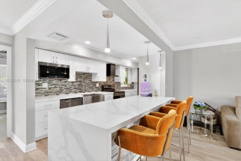 Villa ou maison à vendre à Margate, Floride: 3 chambres, 158.21 m2 № 2087860 - photo 3