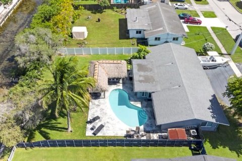 Villa ou maison à vendre à Margate, Floride: 3 chambres, 158.21 m2 № 2087860 - photo 13