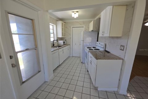Купить виллу или дом в Делтона, Флорида 8 комнат, 95.13м2, № 2167248 - фото 6