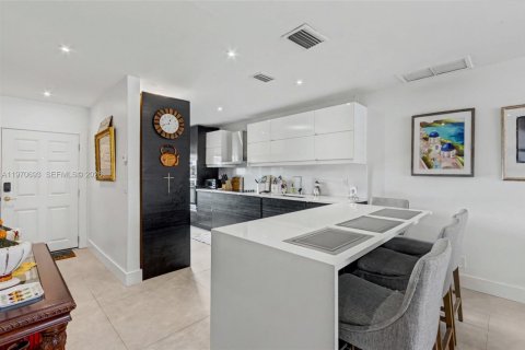 Condominio en venta en Boca Raton, Florida, 2 dormitorios, 84.36 m2 № 2032794 - foto 3