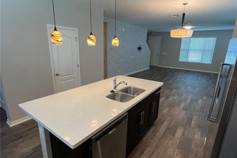 Townhouse in Windermere, Florida 3 bedrooms, 159.05 sq.m. № 1819274 - photo 2