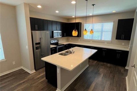 Townhouse in Windermere, Florida 3 bedrooms, 159.05 sq.m. № 1819274 - photo 5
