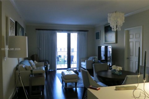Condominio en alquiler en Coral Gables, Florida, 2 dormitorios, 115.76 m2 № 2024917 - foto 4