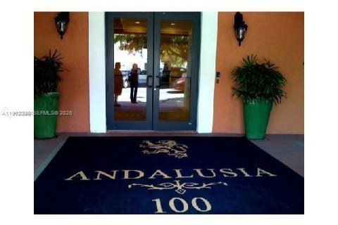 Condominio en alquiler en Coral Gables, Florida, 2 dormitorios, 115.76 m2 № 2024917 - foto 22