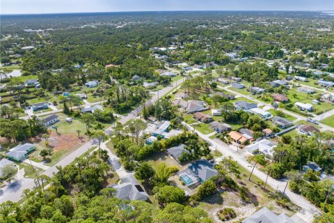 Commercial property in Englewood, Florida № 1613555 - photo 18