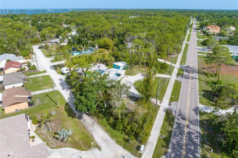 Commercial property in Englewood, Florida № 1613555 - photo 8