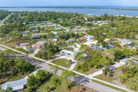Commercial property in Englewood, Florida № 1613555 - photo 11