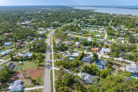 Commercial property in Englewood, Florida № 1613555 - photo 17