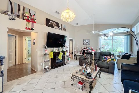 House in Casselberry, Florida 3 bedrooms, 121.14 sq.m. № 1734576 - photo 20