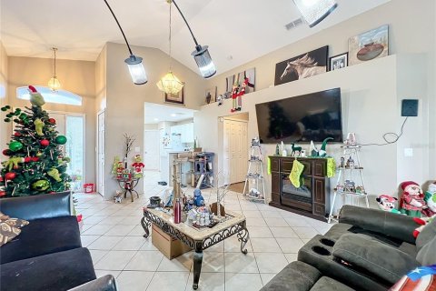 House in Casselberry, Florida 3 bedrooms, 121.14 sq.m. № 1734576 - photo 23
