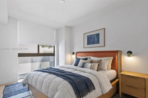 Condo in Miami, Florida, 1 bedroom  № 2044018 - photo 8