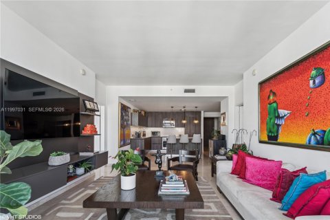 Condominio en alquiler en Miami, Florida, 2 dormitorios, 128.48 m2 № 2058777 - foto 26