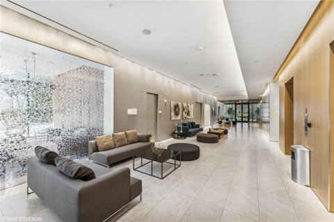 Condominio en alquiler en Miami, Florida, 2 dormitorios, 128.48 m2 № 2058777 - foto 5