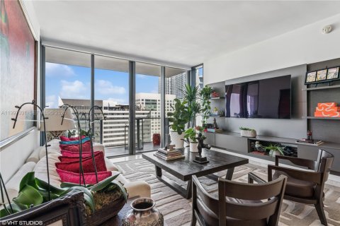 Condominio en alquiler en Miami, Florida, 2 dormitorios, 128.48 m2 № 2058777 - foto 22