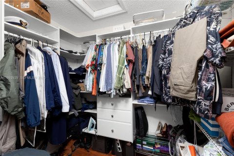 Купить виллу или дом в Мирамар, Флорида 4 спальни, 218.04м2, № 2060285 - фото 29