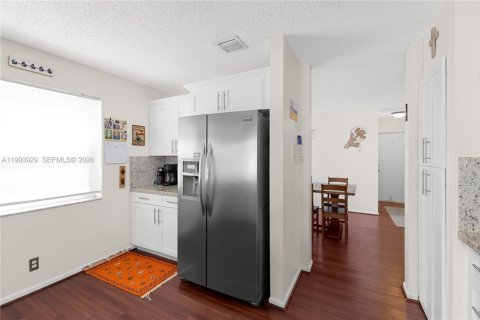 Купить виллу или дом в Мирамар, Флорида 4 спальни, 218.04м2, № 2060285 - фото 14