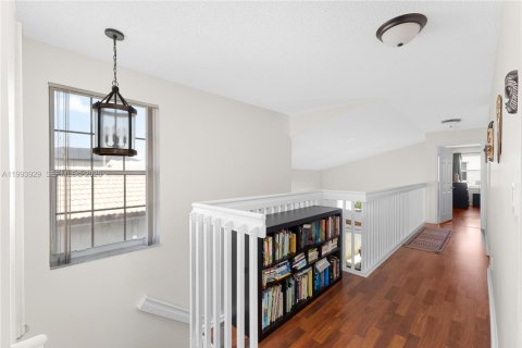 Купить виллу или дом в Мирамар, Флорида 4 спальни, 218.04м2, № 2060285 - фото 26