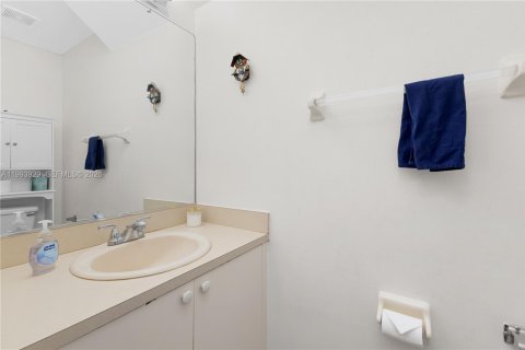 Купить виллу или дом в Мирамар, Флорида 4 спальни, 218.04м2, № 2060285 - фото 19