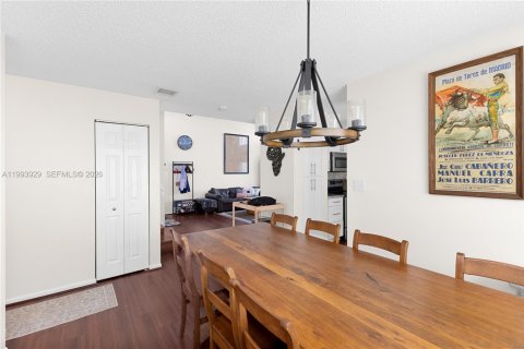 Купить виллу или дом в Мирамар, Флорида 4 спальни, 218.04м2, № 2060285 - фото 18