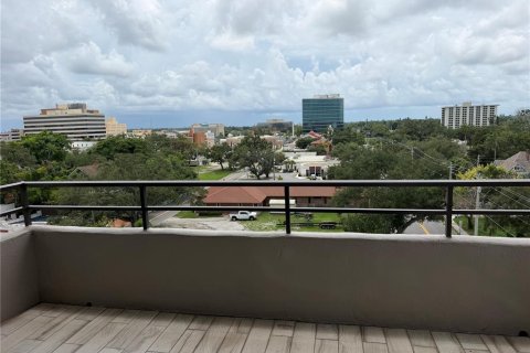 Condo in Bradenton, Florida, 2 bedrooms № 2207095 - photo 21