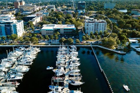 Condo in Bradenton, Florida, 2 bedrooms № 2207095 - photo 4