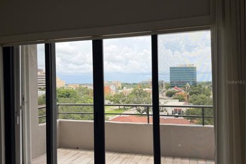 Condo in Bradenton, Florida, 2 bedrooms № 2207095 - photo 20