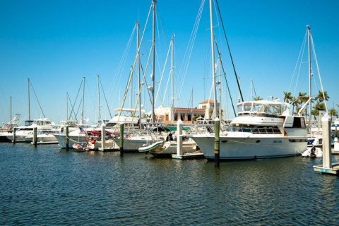 Condo in Bradenton, Florida, 2 bedrooms № 2207095 - photo 7