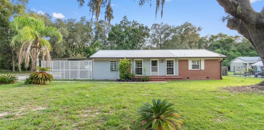 Villa ou maison à Keystone Heights, Floride 4 chambres, 124.4 m2 № 1913116