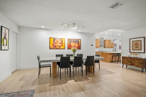 Купить виллу или дом в Бока-Ратон, Флорида 4 комнаты, 315.87м2, № 2169468 - фото 12
