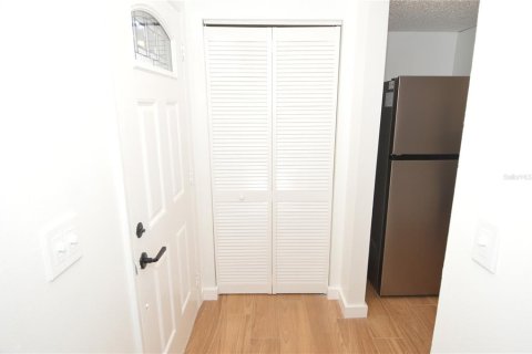 Copropriété à louer à Saint Petersburg, Floride: 1 chambre, 70.61 m2 № 2425364 - photo 10