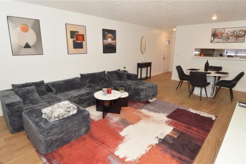 Copropriété à louer à Saint Petersburg, Floride: 1 chambre, 70.61 m2 № 2425364 - photo 17