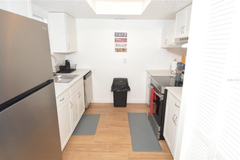 Copropriété à louer à Saint Petersburg, Floride: 1 chambre, 70.61 m2 № 2425364 - photo 7