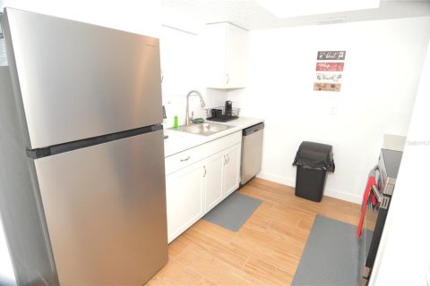 Copropriété à louer à Saint Petersburg, Floride: 1 chambre, 70.61 m2 № 2425364 - photo 5