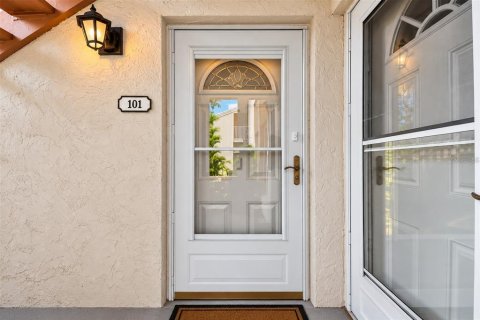 Copropriété à louer à Saint Petersburg, Floride: 1 chambre, 70.61 m2 № 2425364 - photo 4