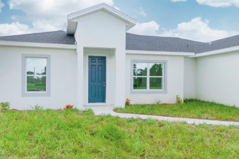 Casa en Placida, Florida 4 dormitorios, 186.92 m2 № 2104063
