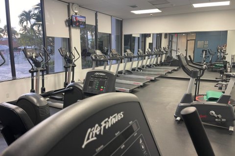 Condominio en venta en Sunny Isles Beach, Florida, 1 dormitorio, 92.07 m2 № 2012818 - foto 21