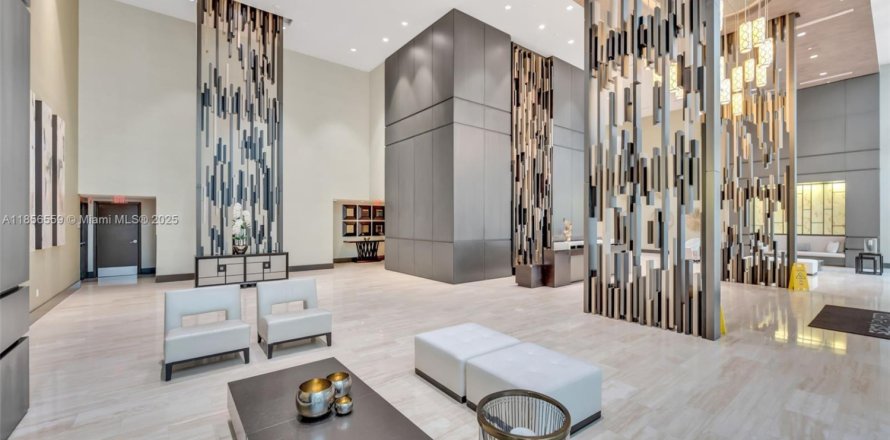 Condo in Doral, Florida, 2 bedrooms  № 1881995