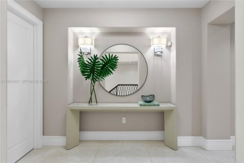 House in Miami Beach, Florida 8 bedrooms, 844.85 sq.m. № 1999088 - photo 23